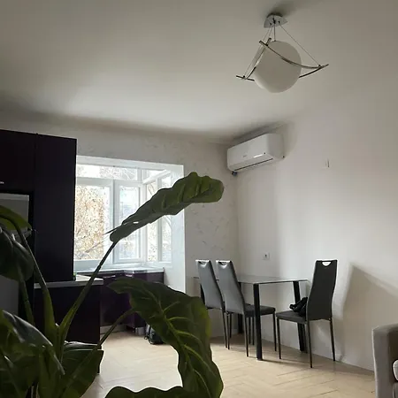 Cozy Apartment At Tirana'S Center Exterior foto