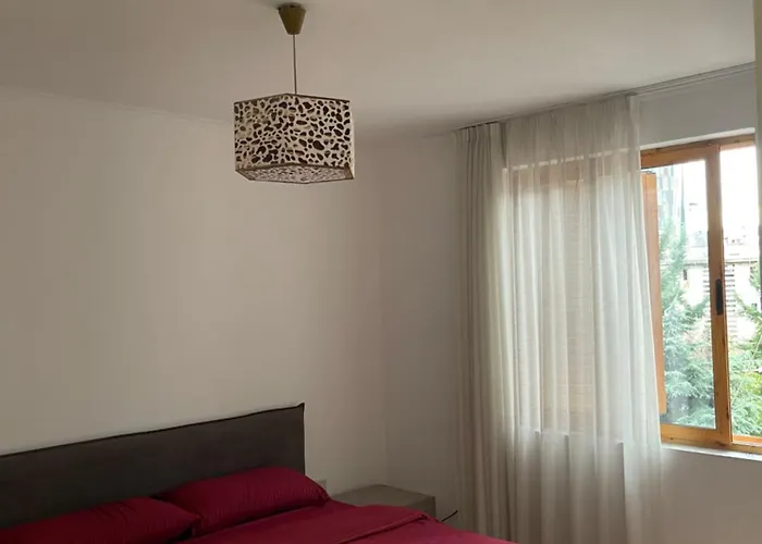 Cozy Apartment At Tirana\'S Center